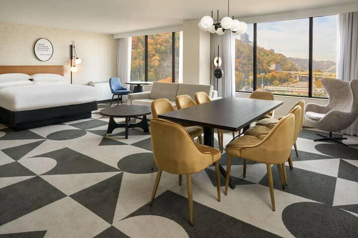 Room 22 of 60