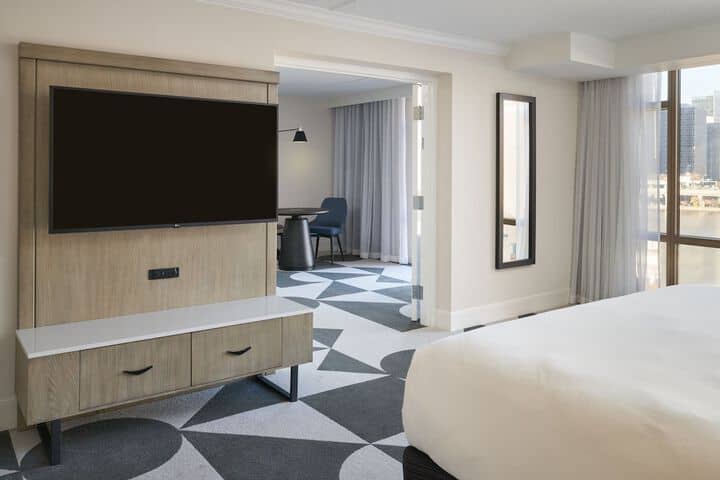 Room 21 of 60