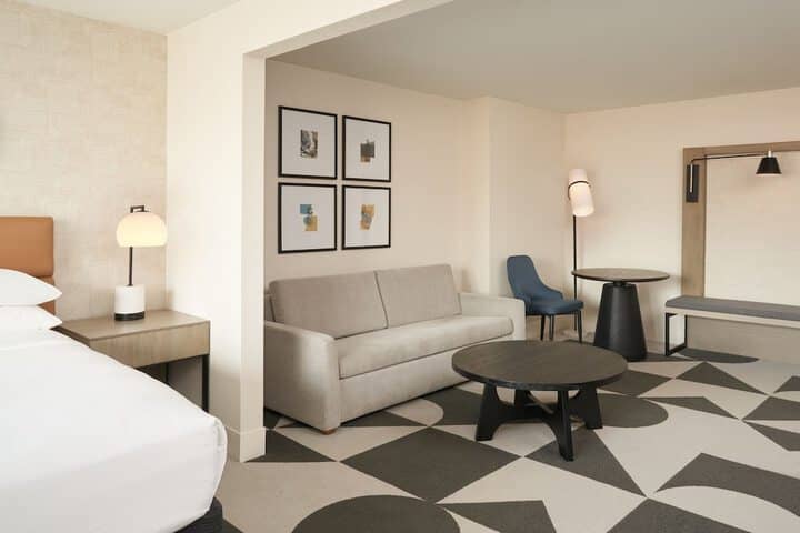 Room 20 of 60