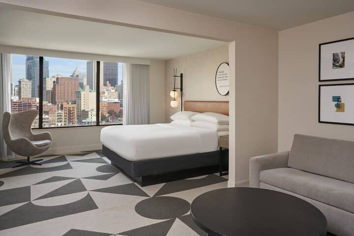 Room 12 of 60